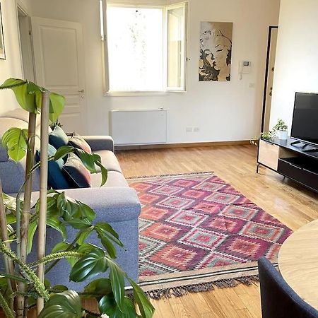 Appartamento Moderno In Tenuta Melloni Anzola dell'Emilia Eksteriør billede